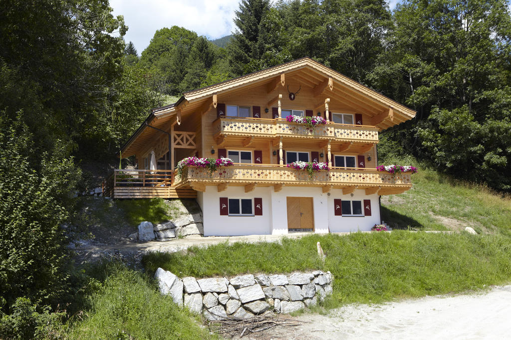 Naturdorf Oberkuehnreit Neukirchen am Grossvenediger Exterior photo
